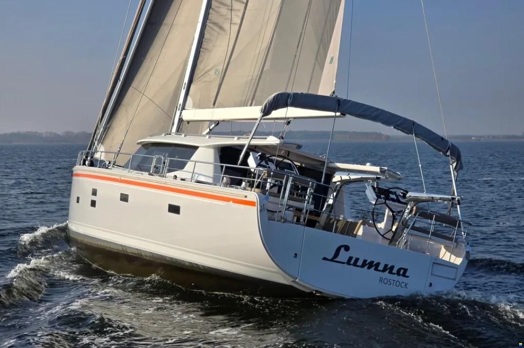 Moody 54 DS - Decksaloon