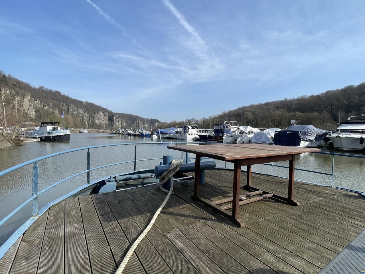 Bateau de plaisance - bateau habitation