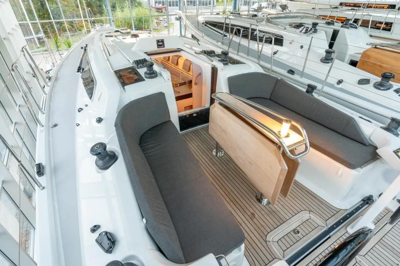 Dehler 34