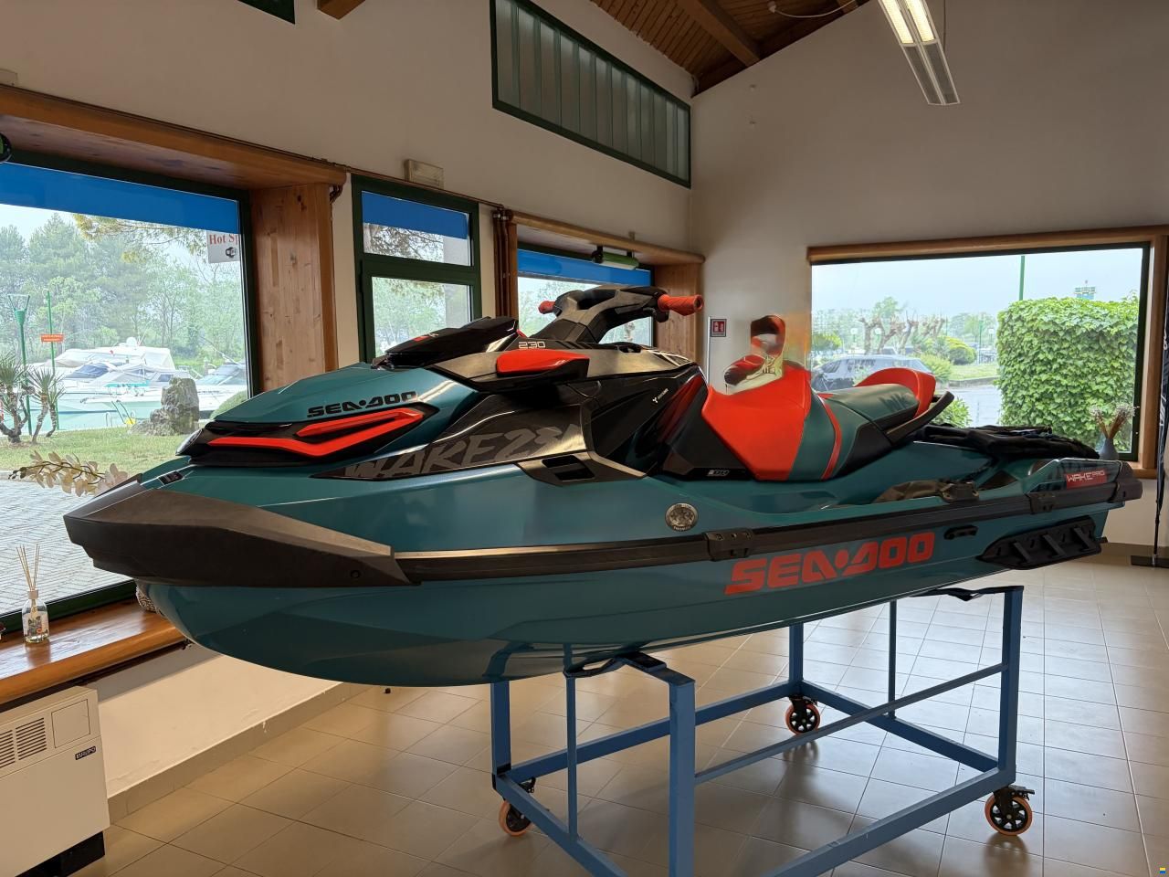 Sea-Doo Wake Pro 230