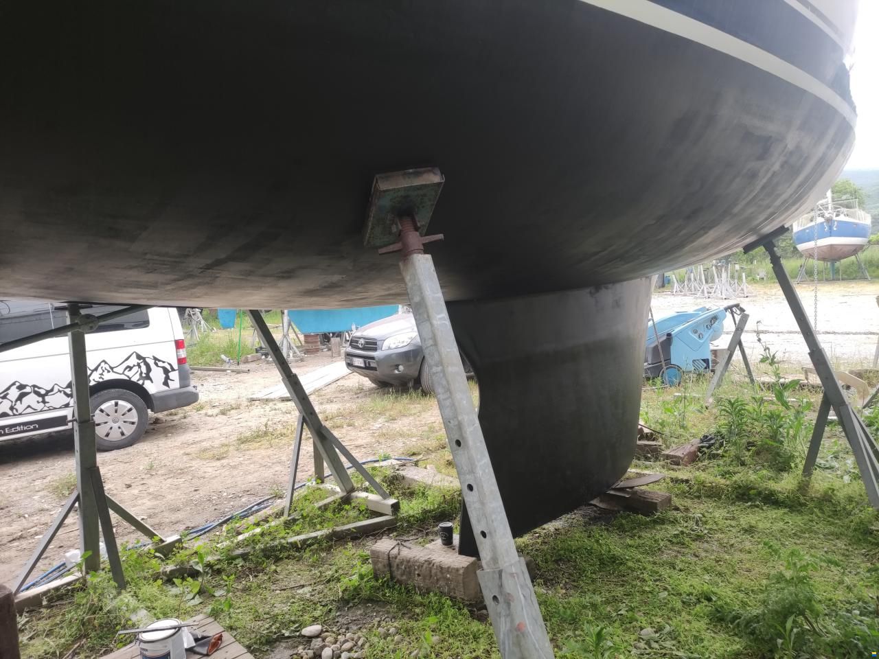 Hunter Marine 36