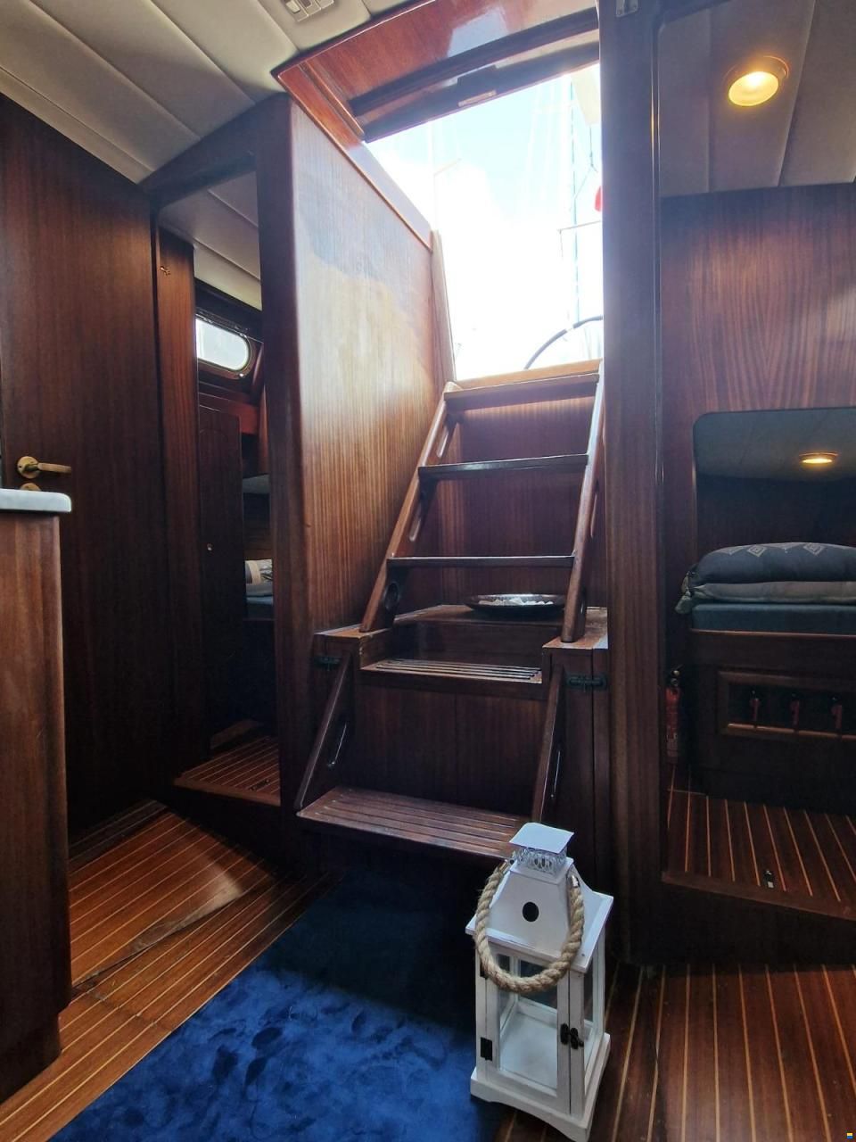 Sloop 12