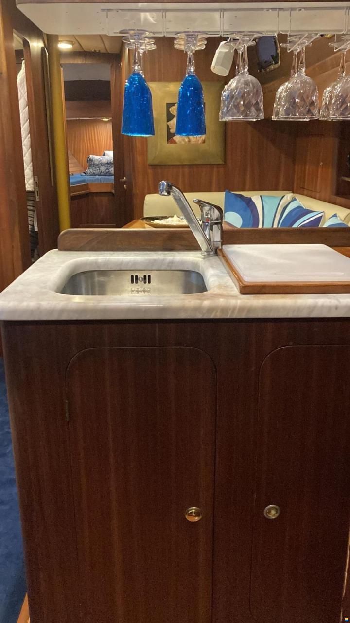 Sloop 12