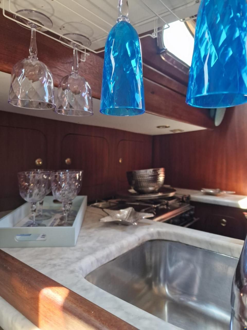 Sloop 12