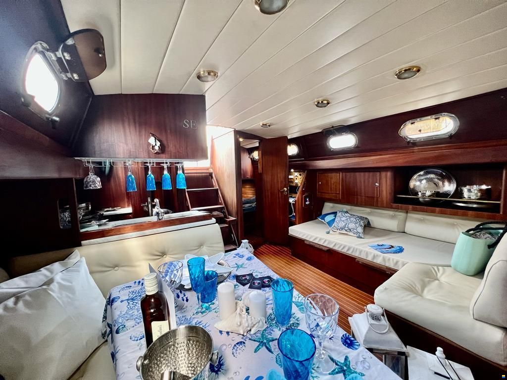 Sloop 12
