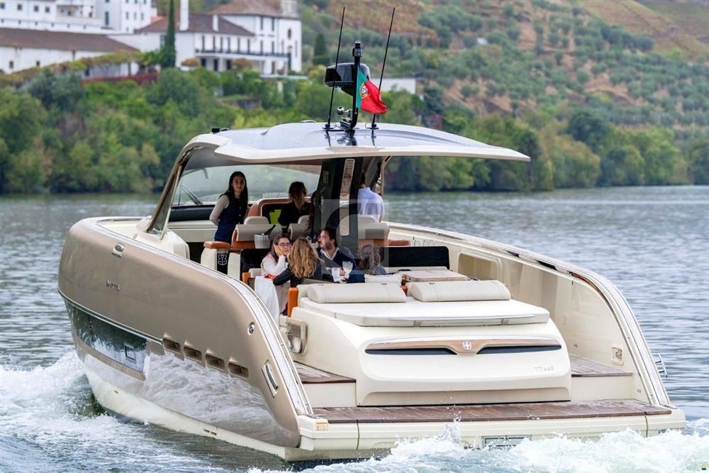 Invictus TT460
