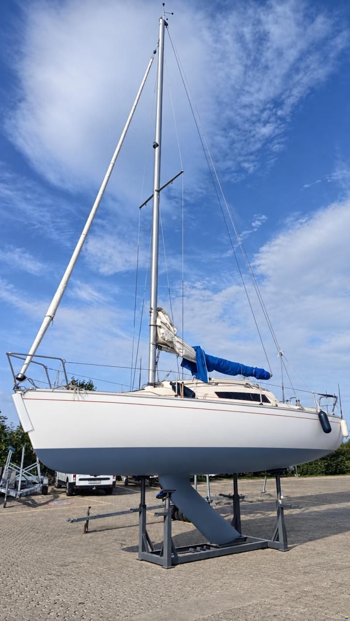 Beneteau First 24