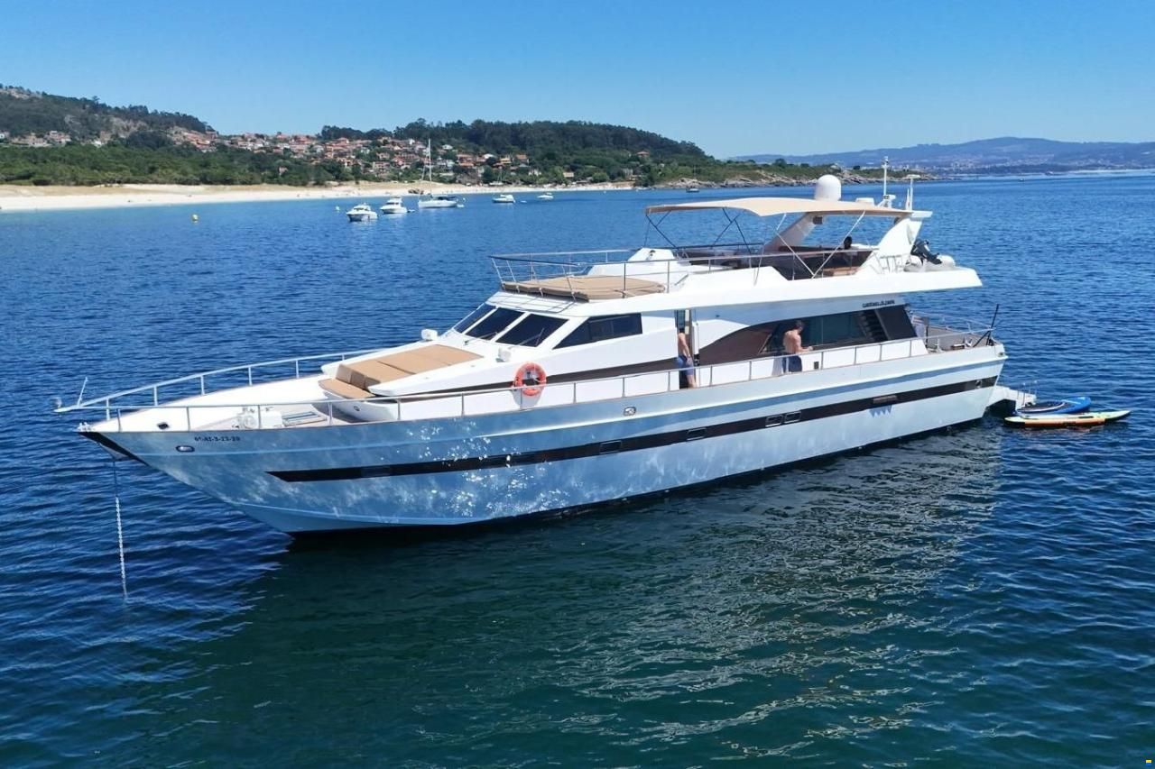 1988 Cantieri di Pisa Akhir 22, EUR 385,000