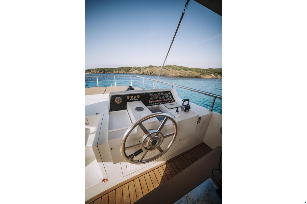Cantieri di Pisa Akhir 22