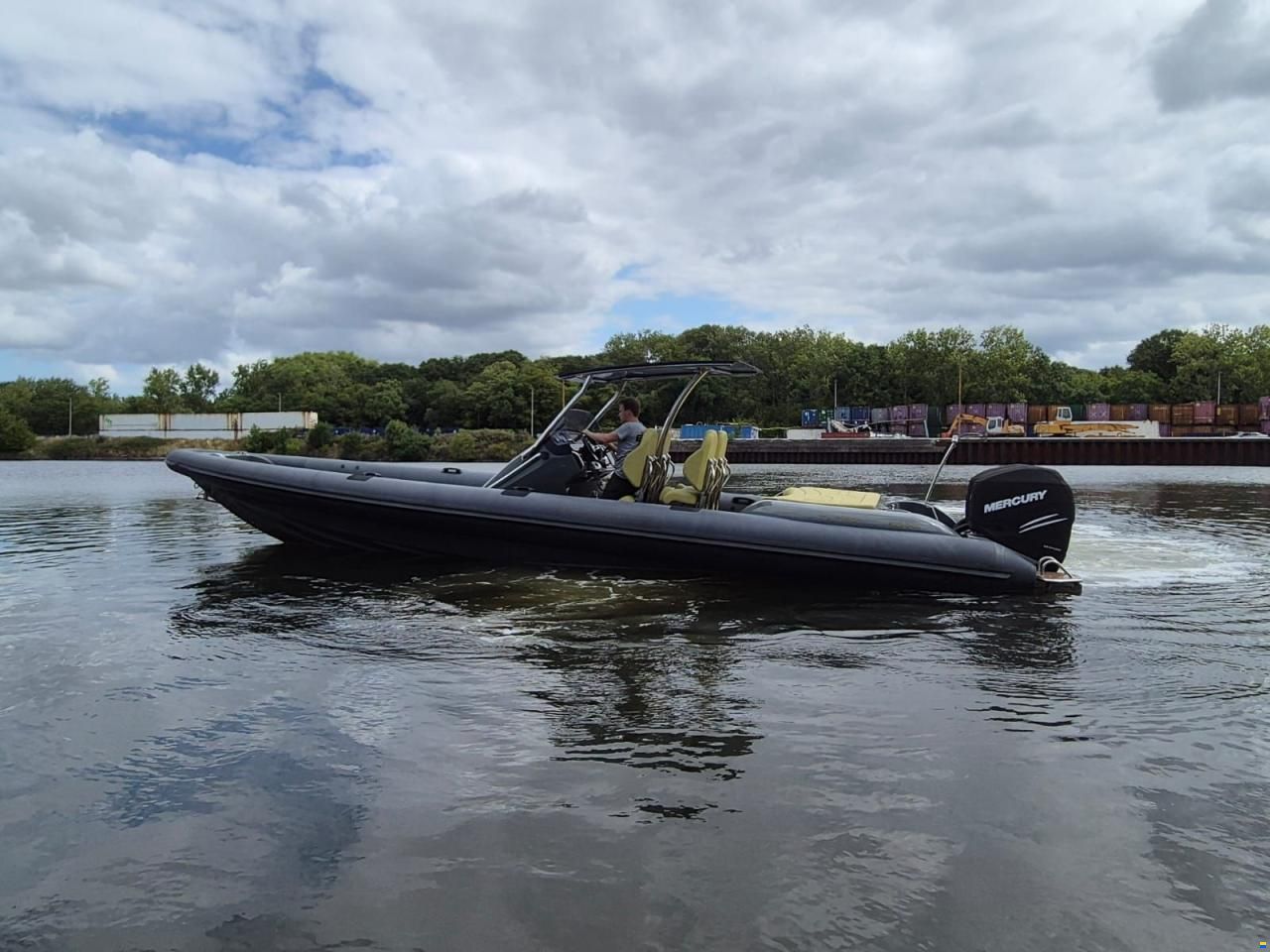 Technohull SEADNA999