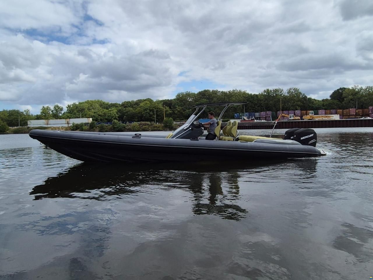 Technohull SEADNA999