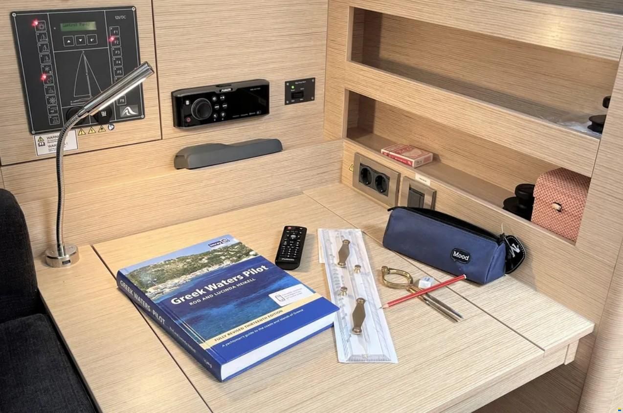 Hanse 508
