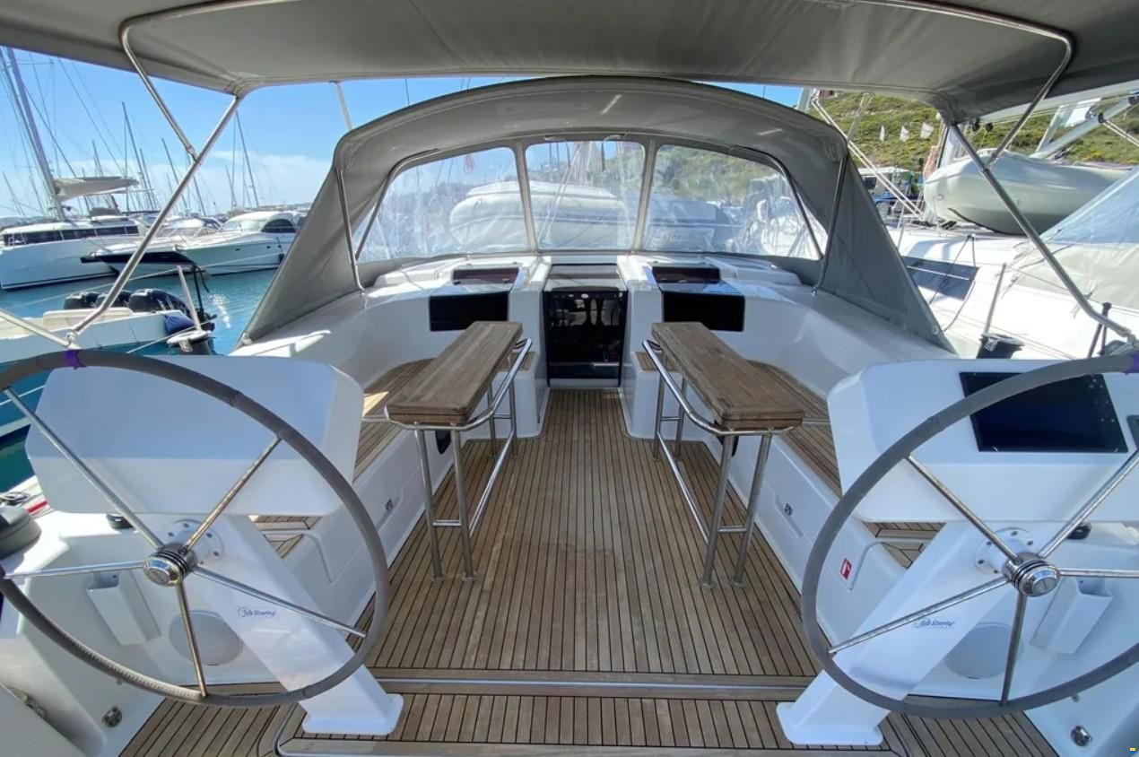 Hanse 508