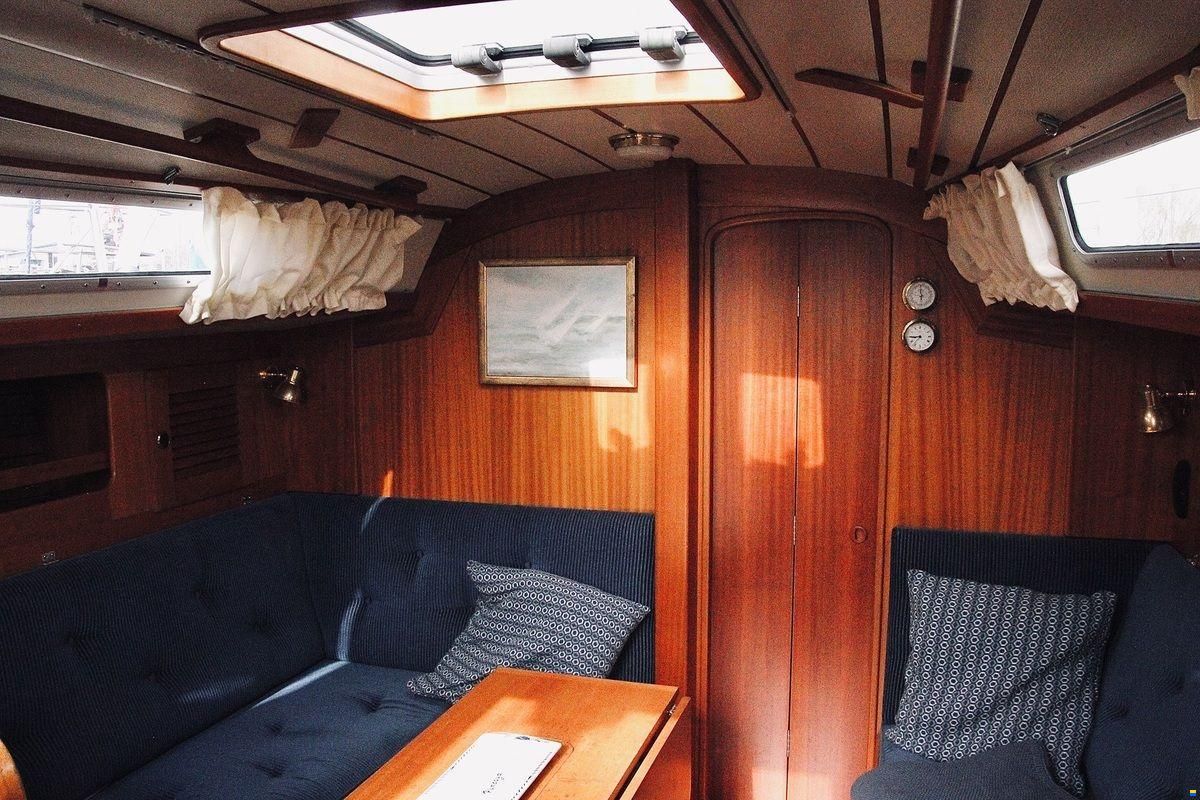 Hallberg-Rassy 34