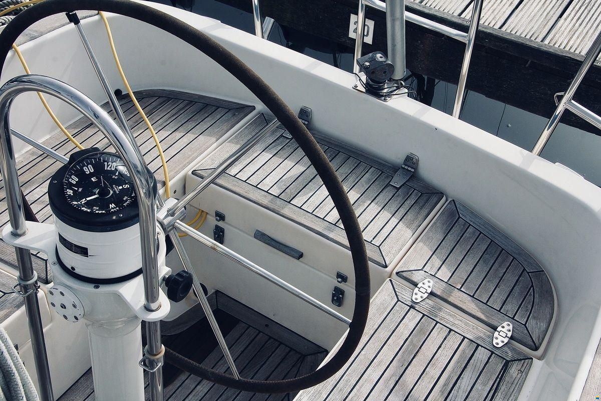 Hallberg-Rassy 34