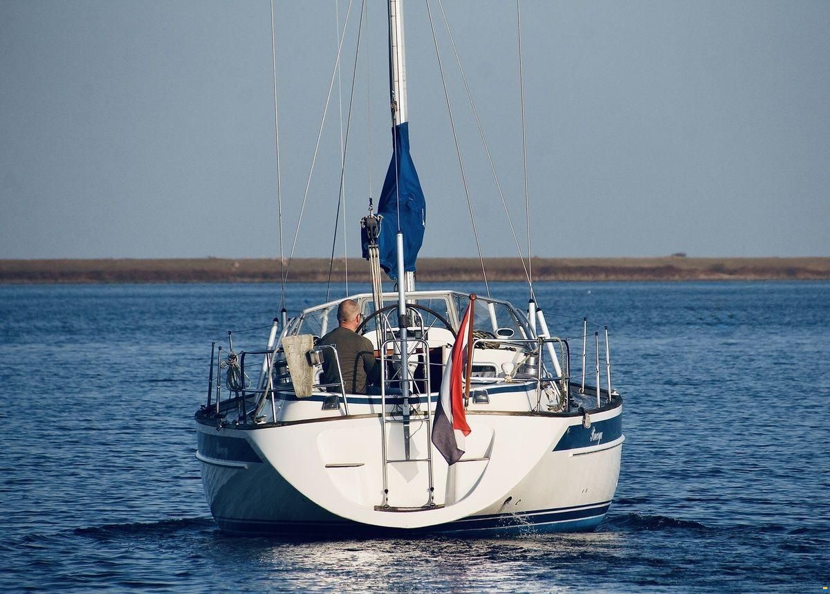 Hallberg-Rassy 34
