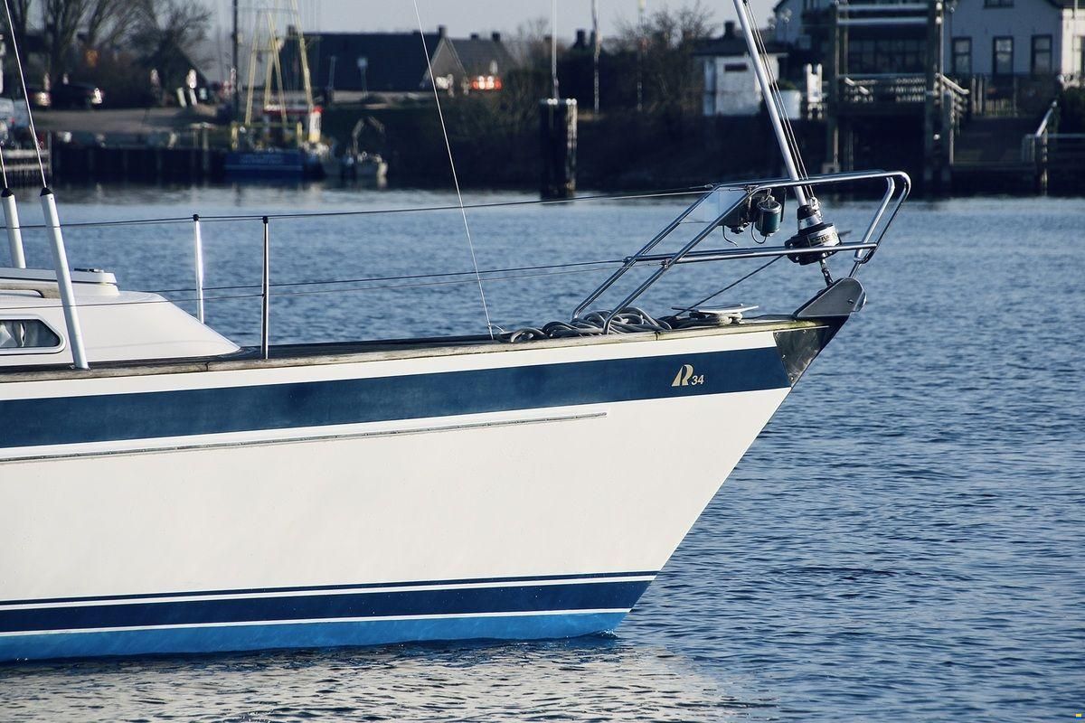Hallberg-Rassy 34