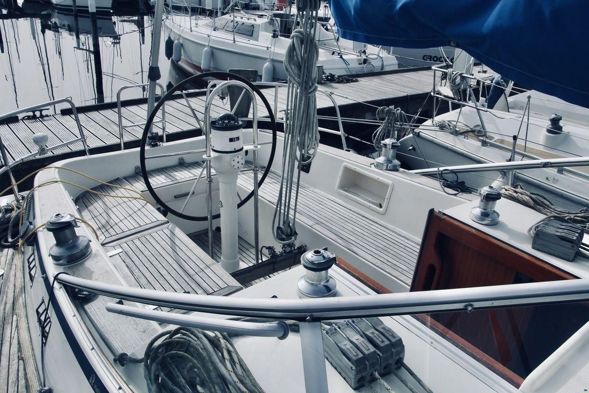 Hallberg-Rassy 34