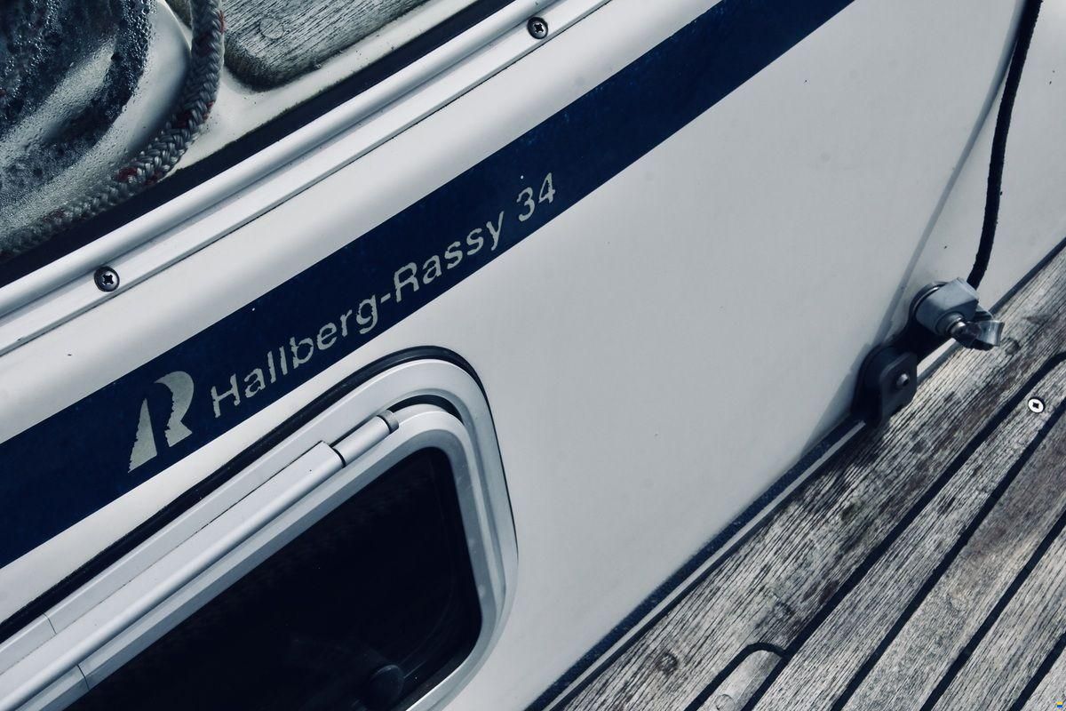 Hallberg-Rassy 34