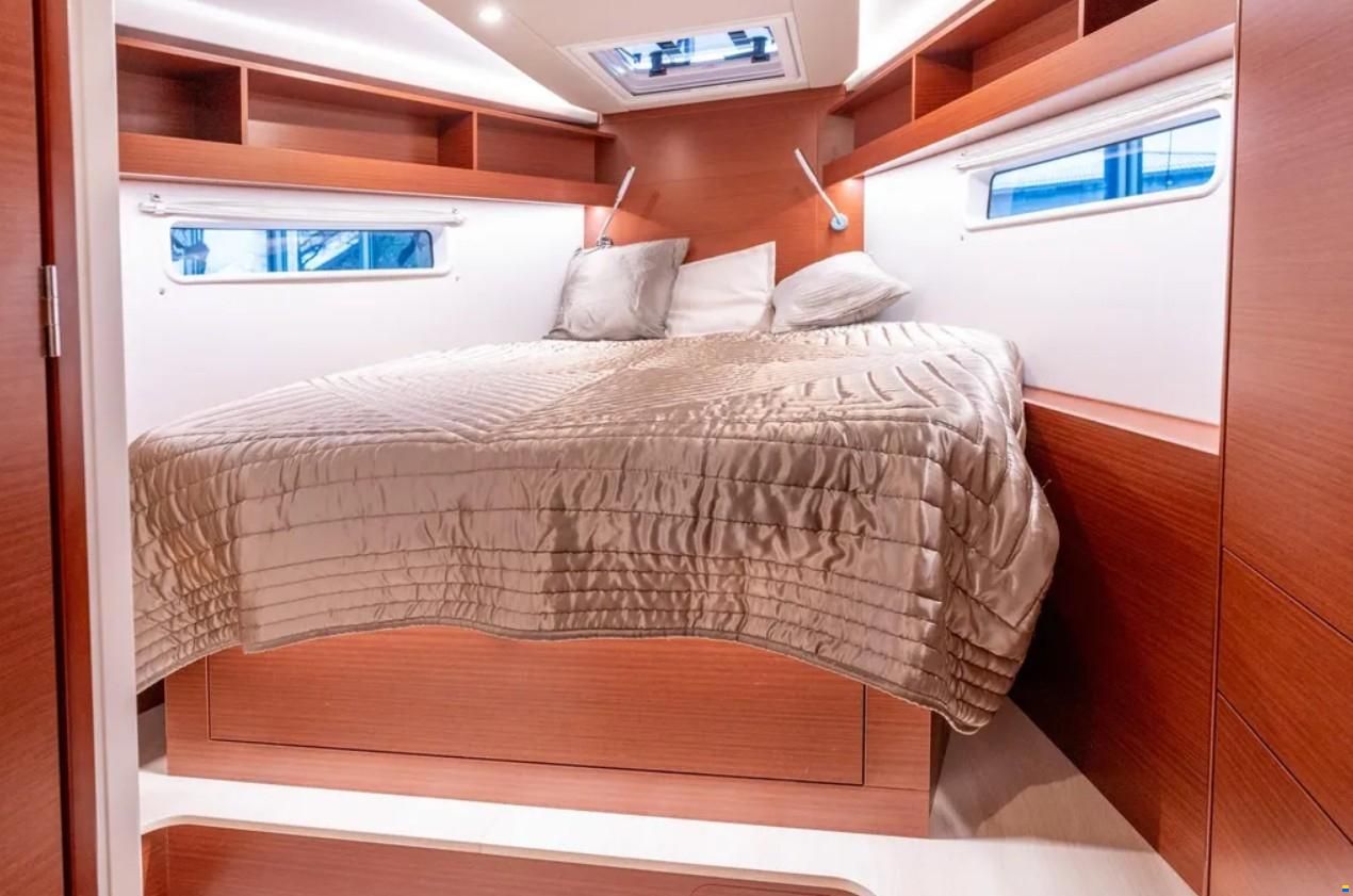 Hanse 410