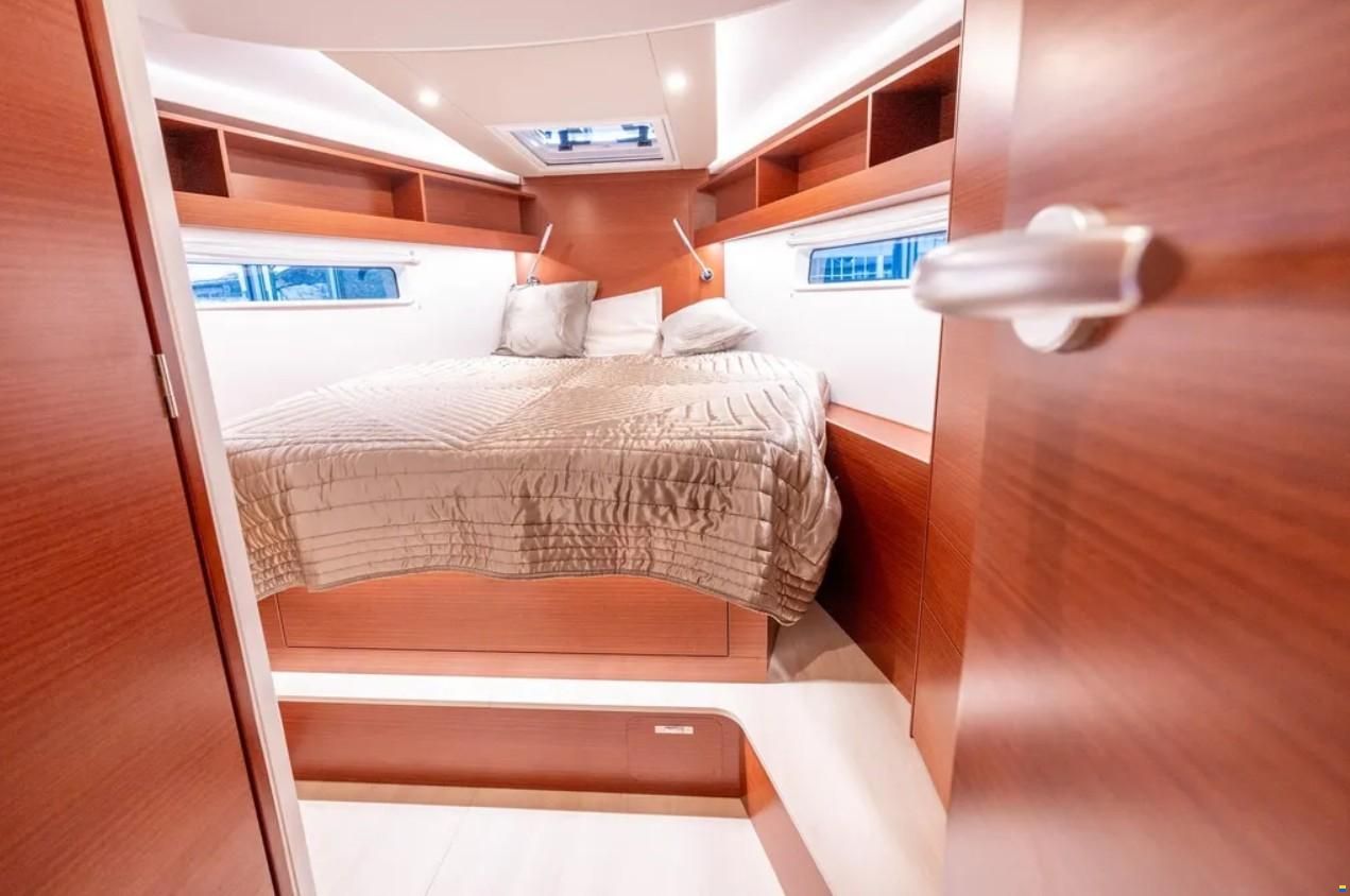 Hanse 410