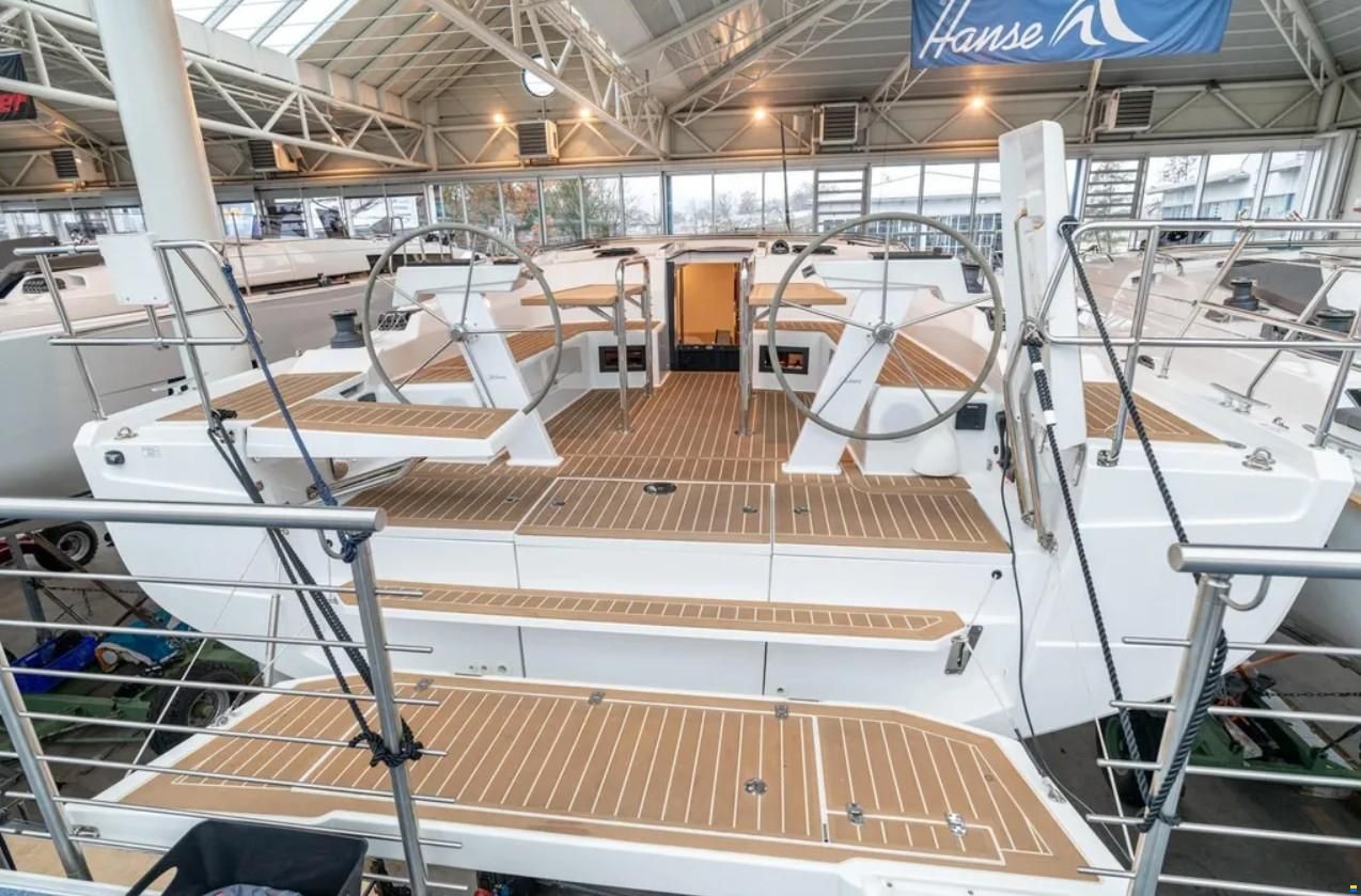 Hanse 410