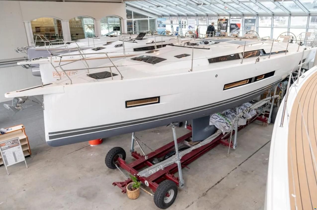Hanse 410