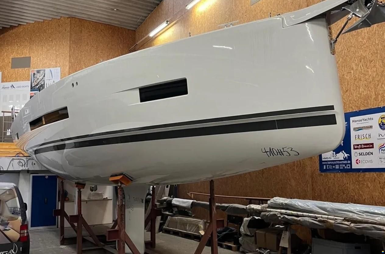 Hanse 410