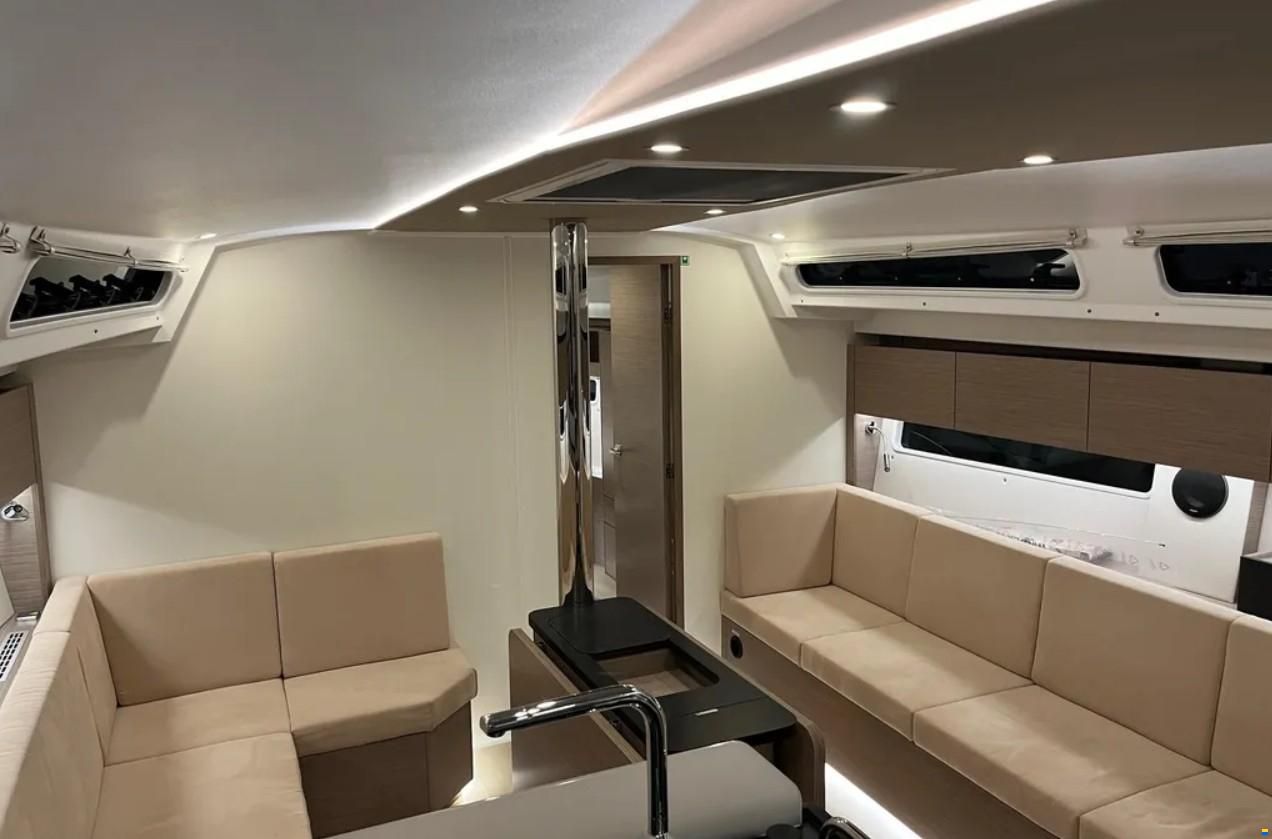Hanse 410