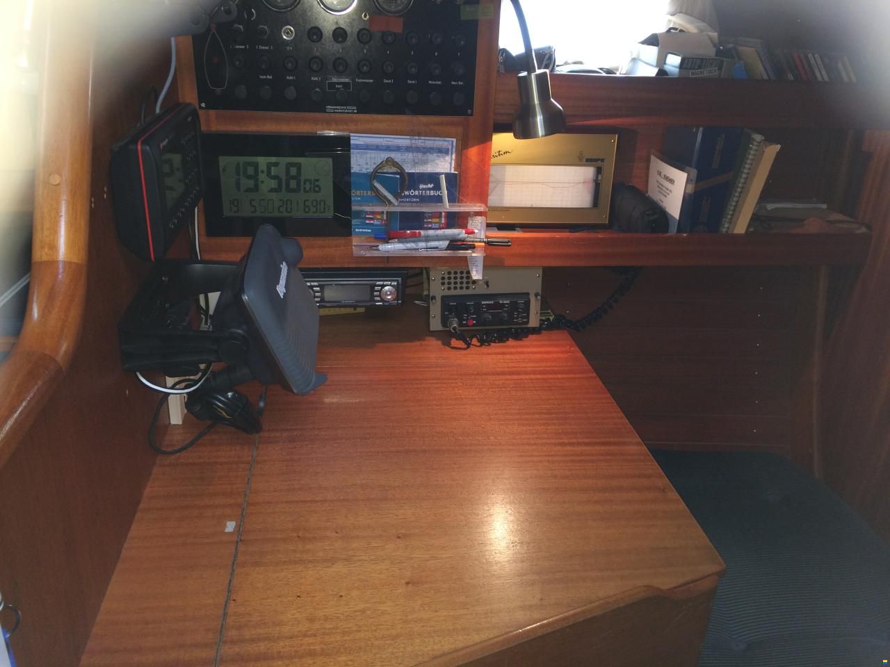 Aphrodite 40