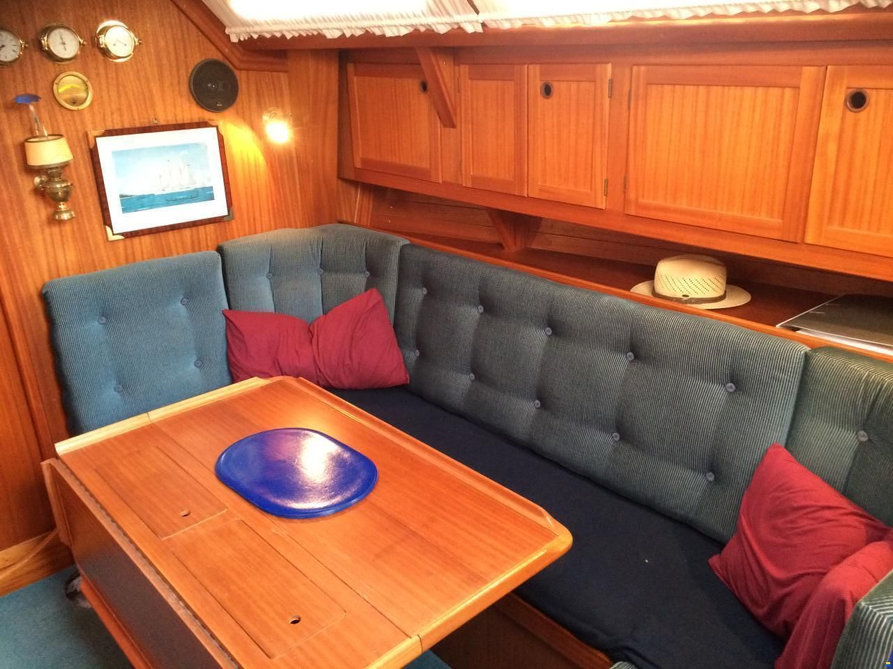 Aphrodite 40