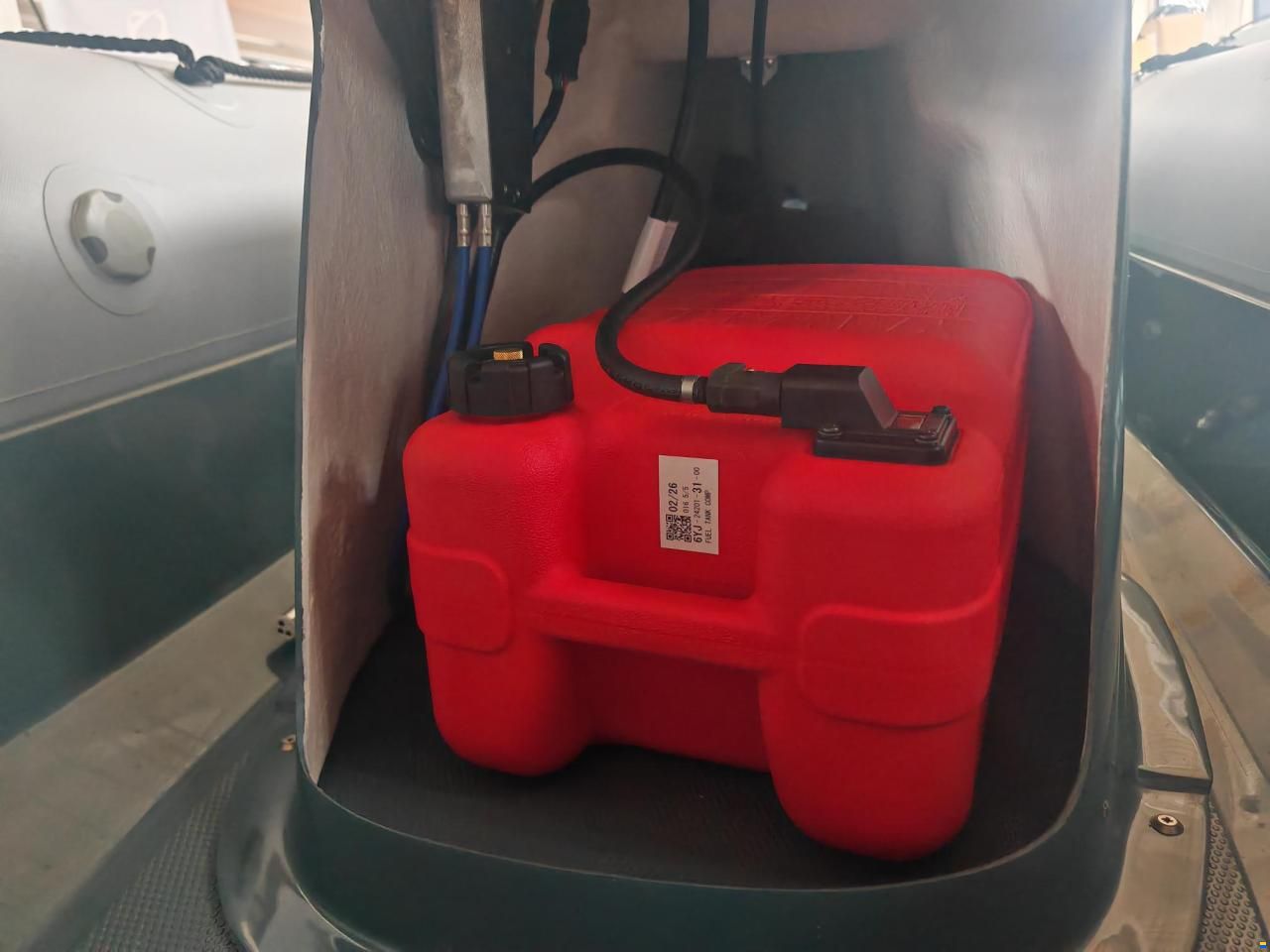 Bombard Explorer 420