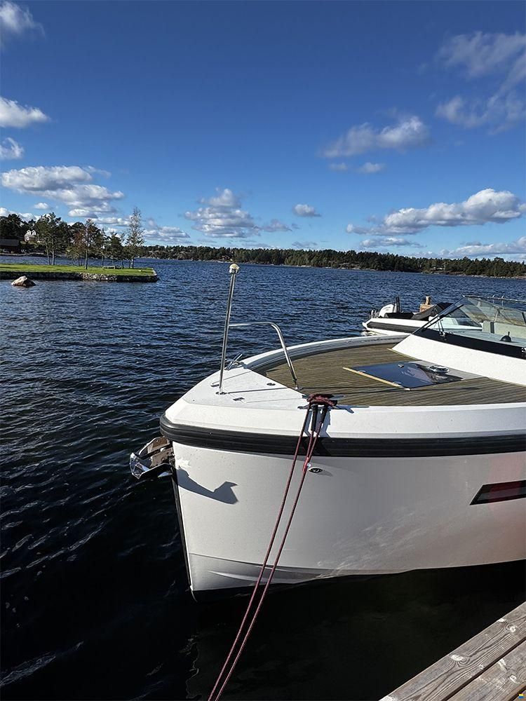 Delta Powerboats 33 Open