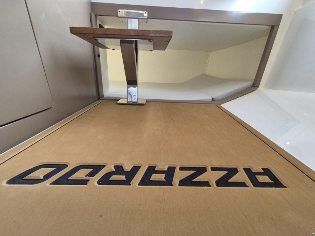 Kolmarine Azzardo  24+