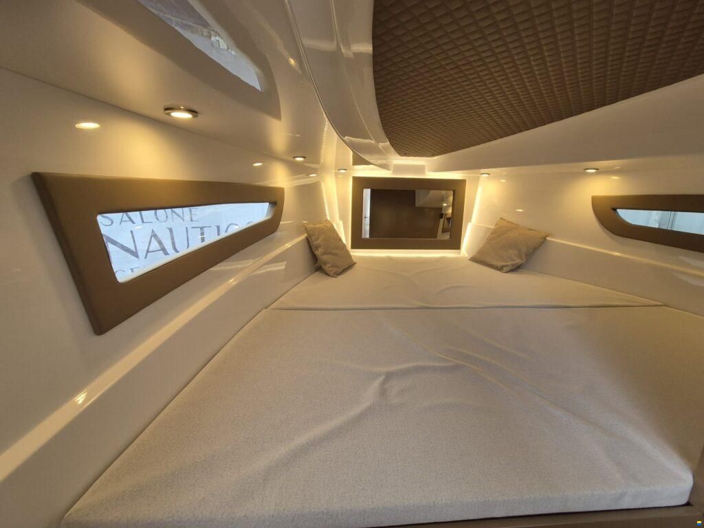 Kolmarine Azzardo  24+