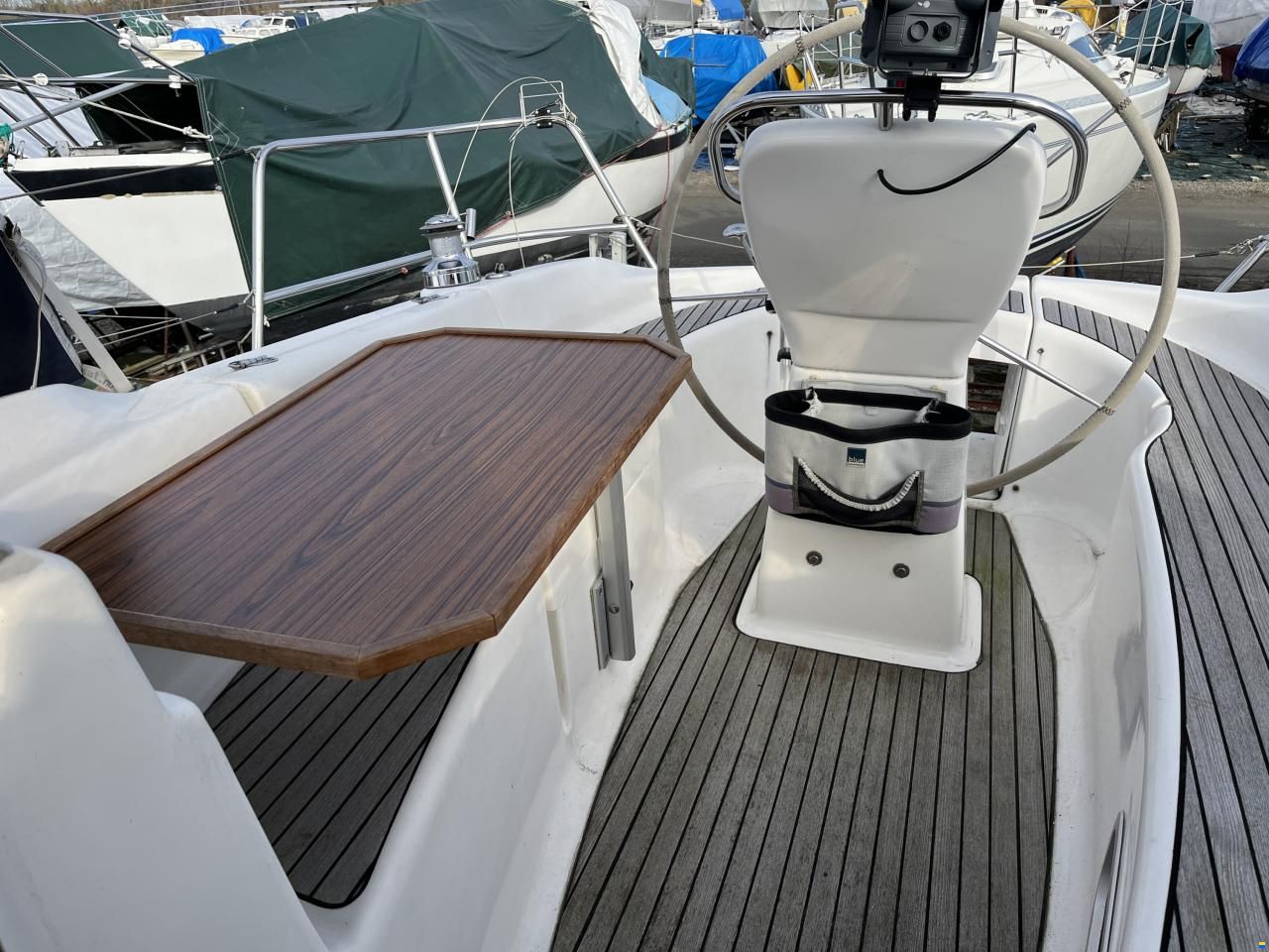 Bavaria 32