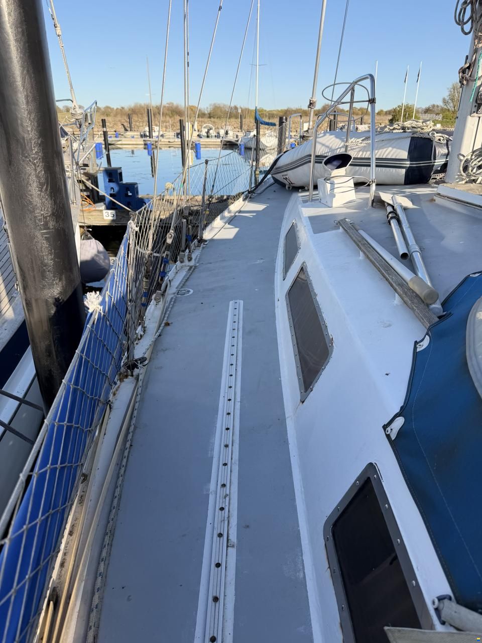 Bruce Roberts 370