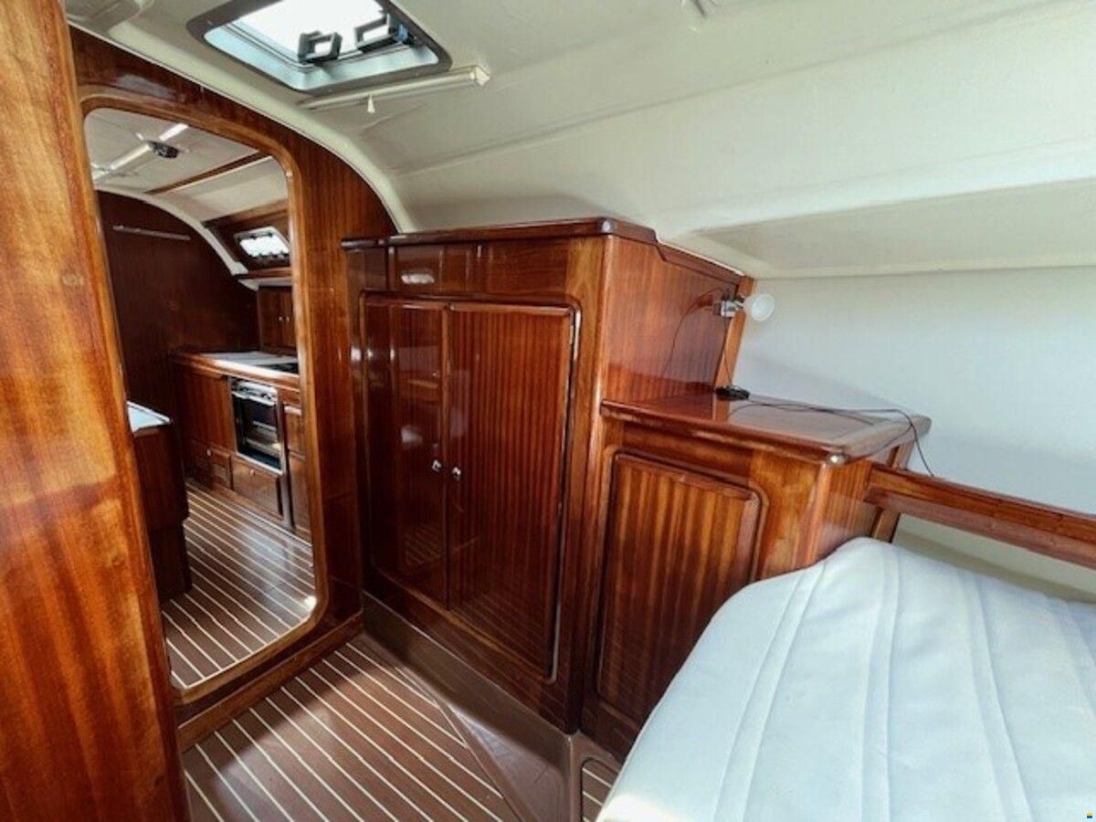 Bavaria 38