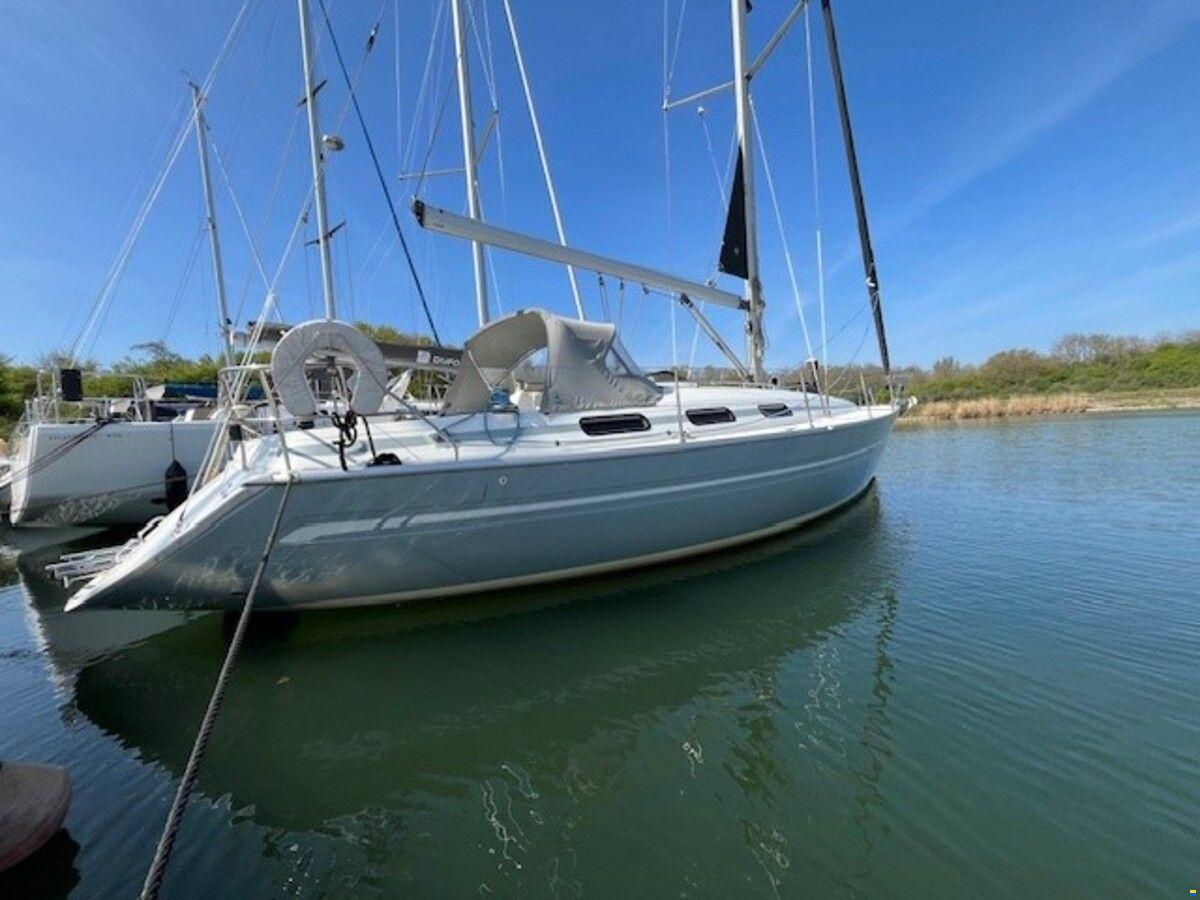Bavaria 38