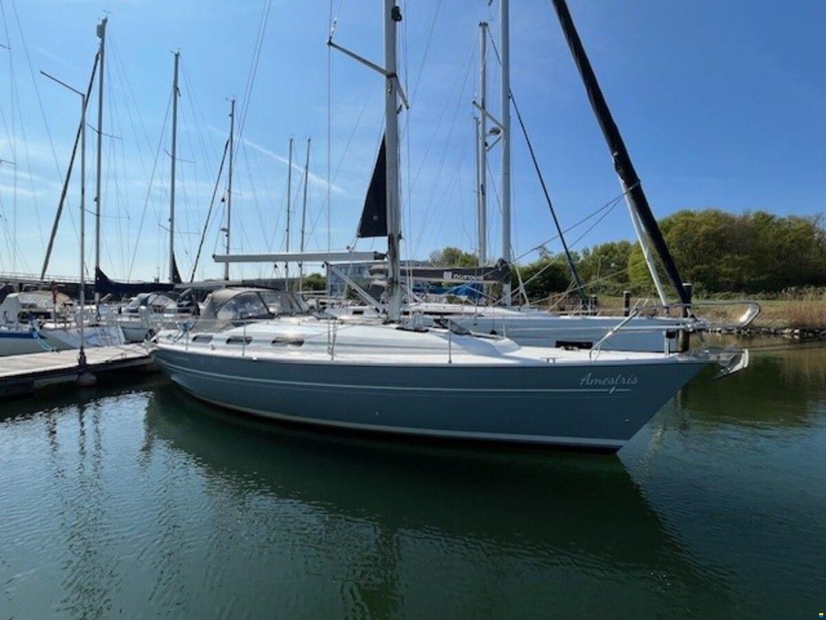Bavaria 38