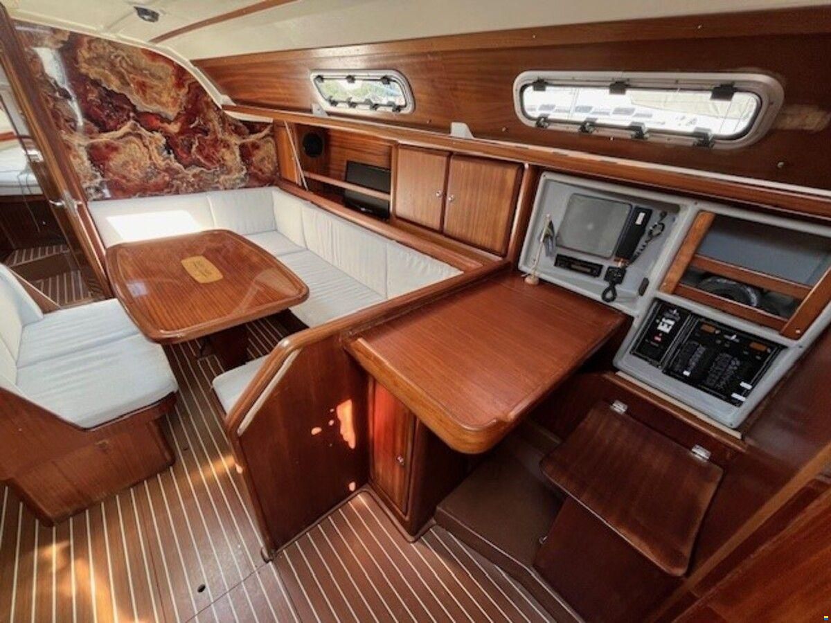 Bavaria 38