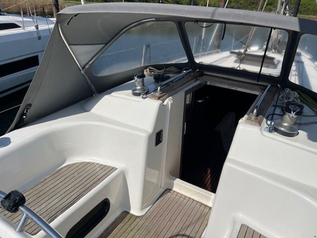 Bavaria 38