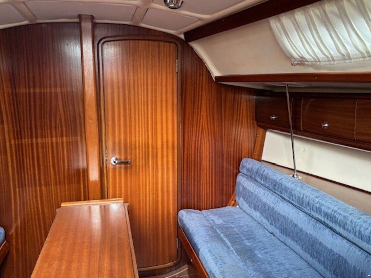 Bavaria 32