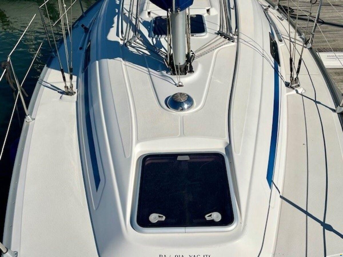Bavaria 32