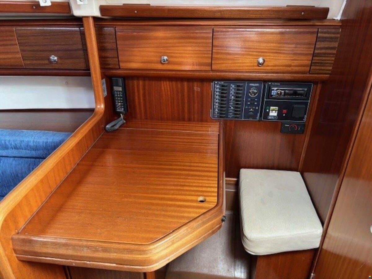 Bavaria 32