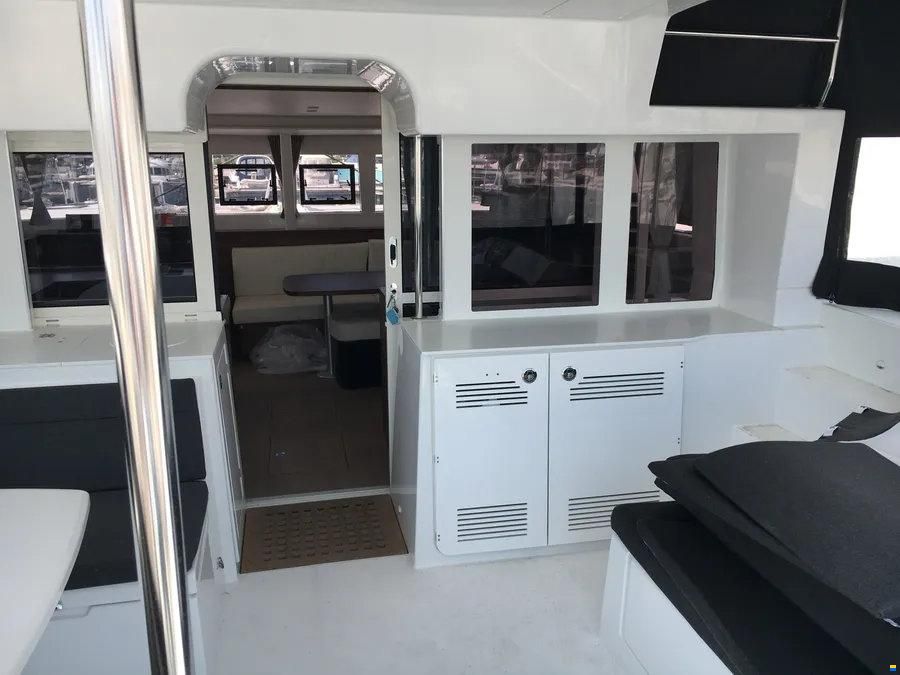 Lagoon 450 F