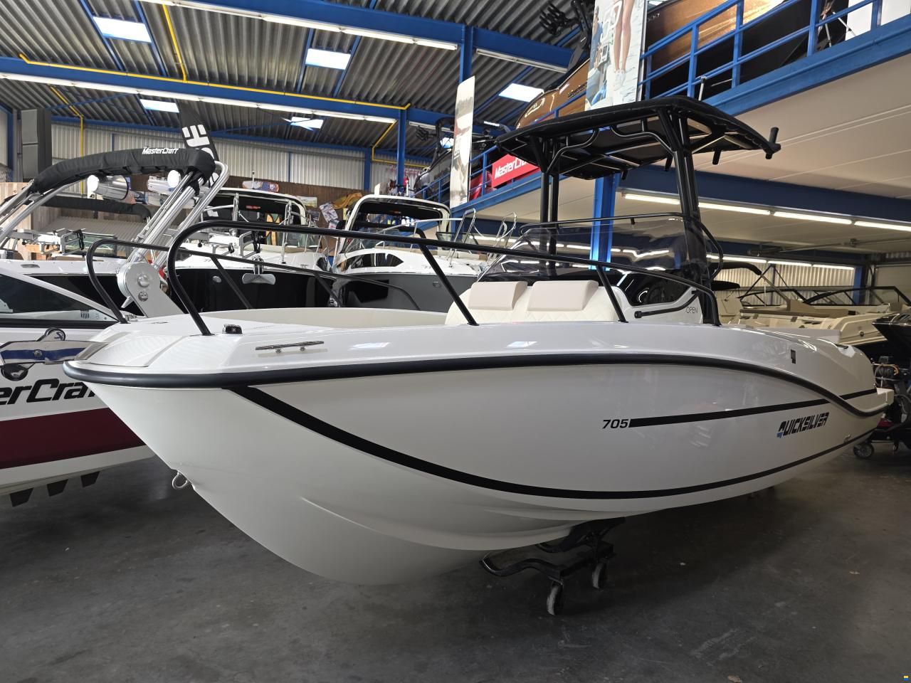 Quicksilver 705 open