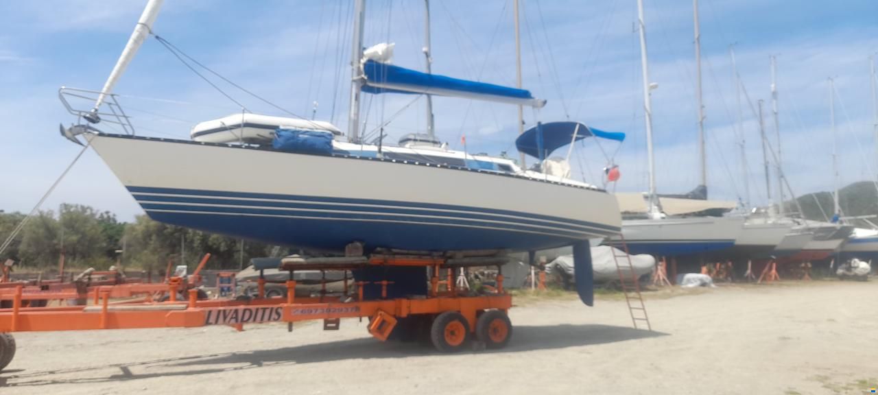 X-Yachts X 372