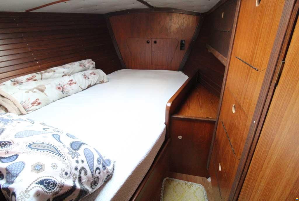 Beneteau First 42