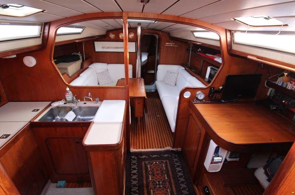 Beneteau First 42